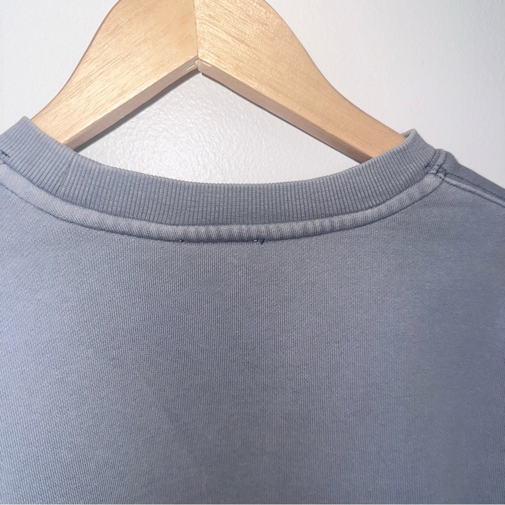 Aritzia TNA Sweatfleece Cozy Fleece BoyfriendFit Crewneck Sweatshirt Medium - Picture 4 of 15